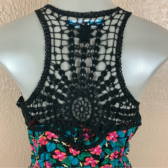 L’Amour Tank Back Lace Floral Romper - Picture 5 of 15